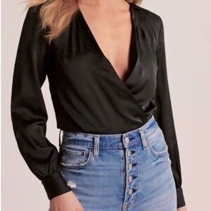 Abercrombie & Fitch | Satin V-neck Bodysuit | XXS